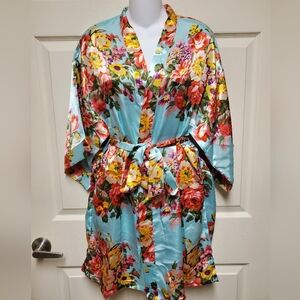 Women's Floral Satin Kimono Short Bridesmaid Robe With Pockets Silky Touch Sz xs